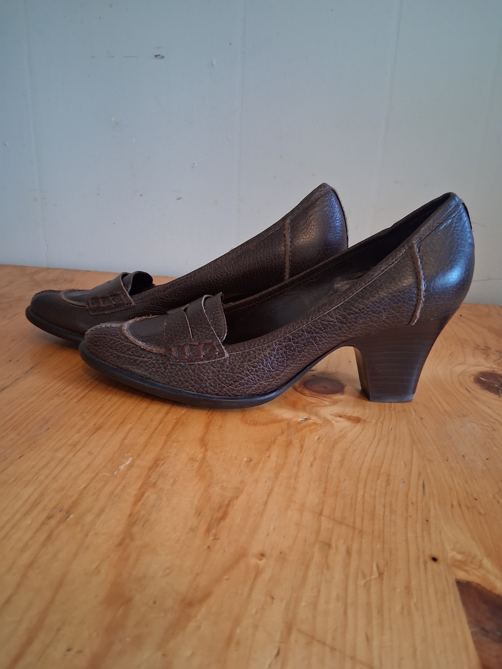 Via Spiga Brown Hand Crafted Leather Pumps Size 6